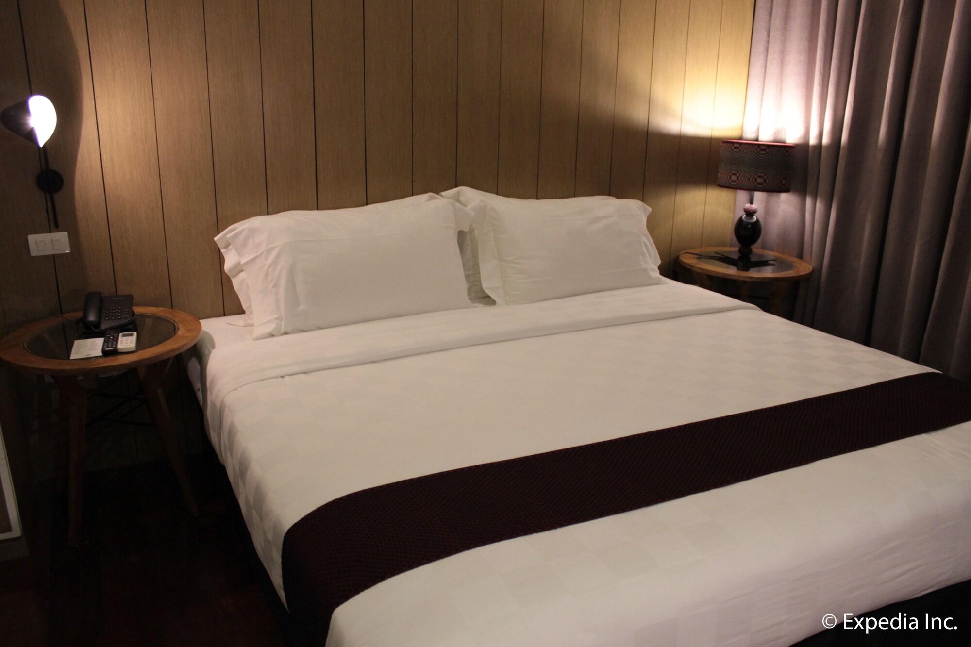 One Vittoria Hotel Виган Экстерьер фото