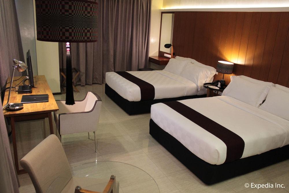 One Vittoria Hotel Виган Экстерьер фото