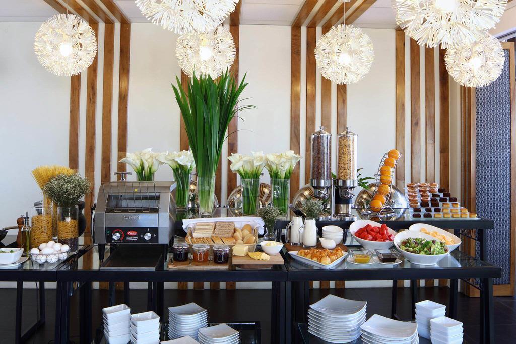 One Vittoria Hotel Виган Экстерьер фото