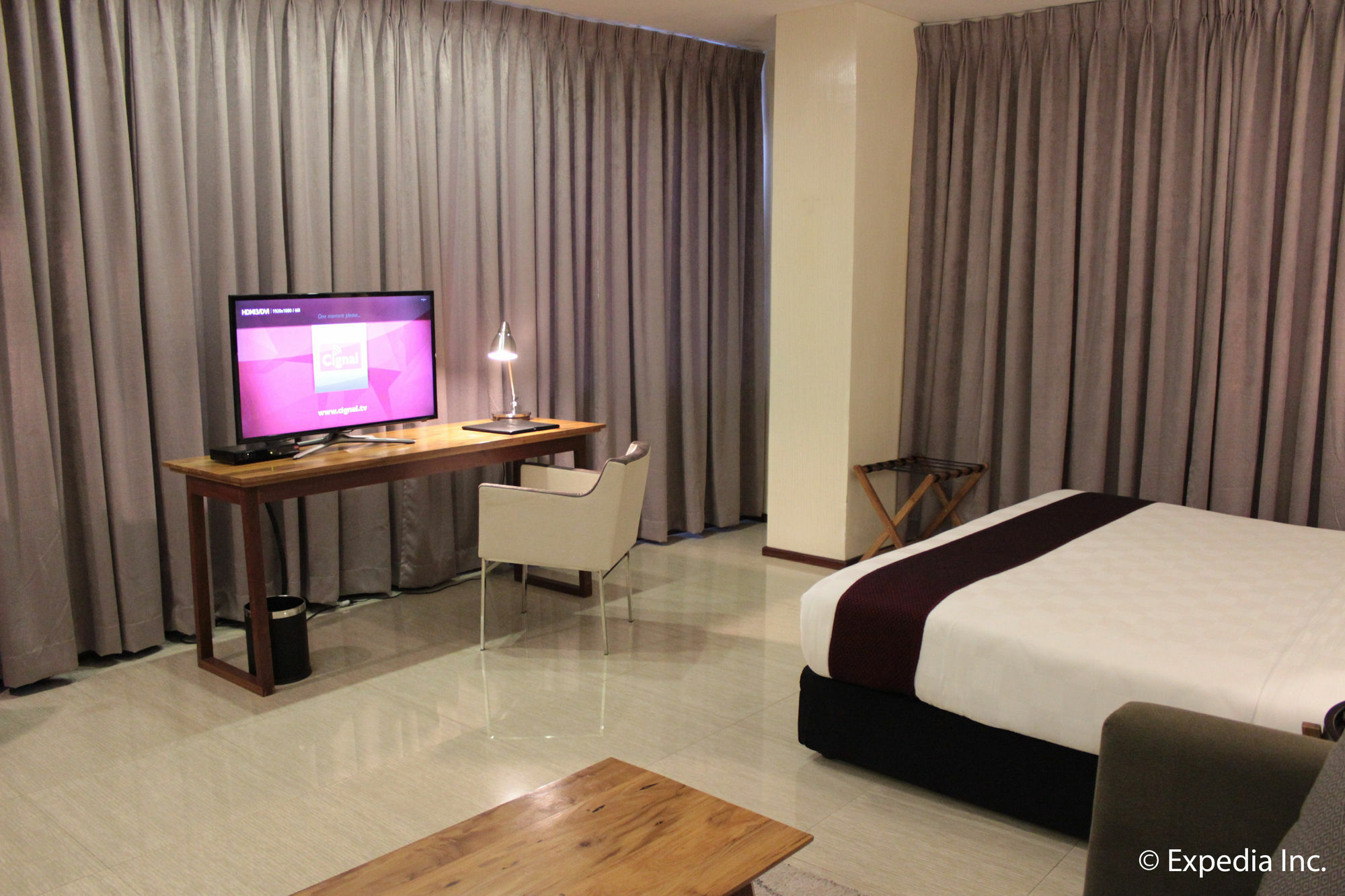 One Vittoria Hotel Виган Экстерьер фото